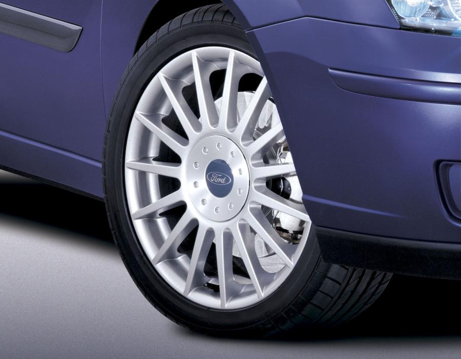  Ford Focus ST170 2002 года  (фото 18 из 18)